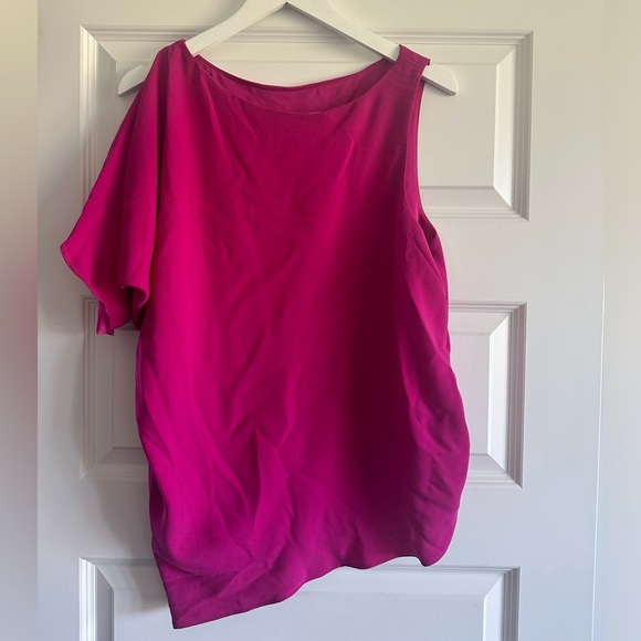Trina Turk Sunset Asymmetrical Shoulder Top - Picture 1 of 8